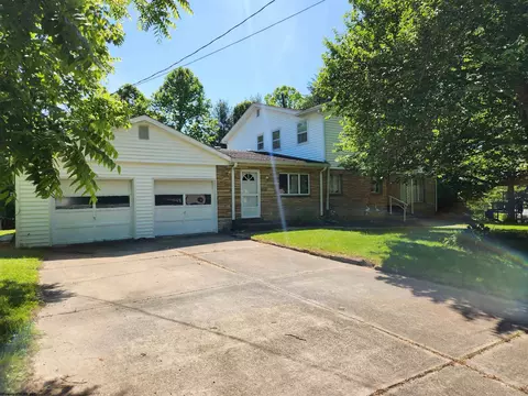 156 Maple Ave, West Milford, WV 26451