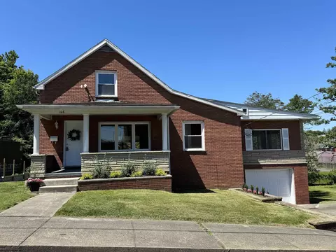 106 May St, Fairmont, WV 26554