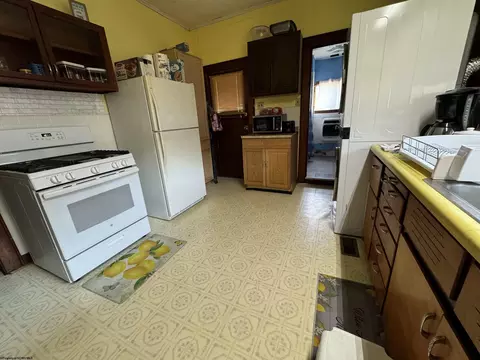 Kitchen - 3299 Philippi Pike, Anmoore, WV 26323 photo 1 of 3
