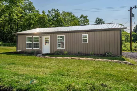 9822 N Preston Hwy, Albright, WV 26519