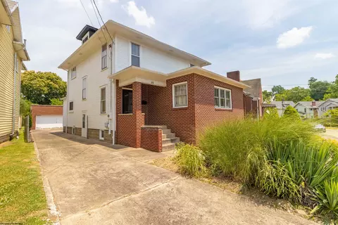 210 Park Blvd, Clarksburg, WV 26301