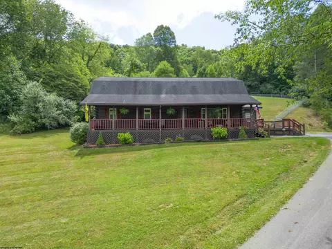 1182 Stevens Run Rd, Lost Creek, WV 26385