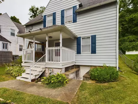 1815 Owens Ave, Fairmont, WV 26554