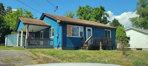 1312 Robin Ln, Fairmont, WV 26554