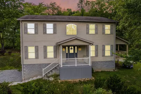 3827 Hood Ave, Enterprise, WV 26568