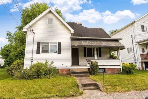 309 Highland Ave, Fairmont, WV 26554