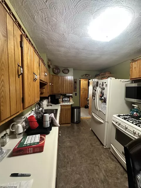 245 E Main St, Salem, WV 26426 photo 20