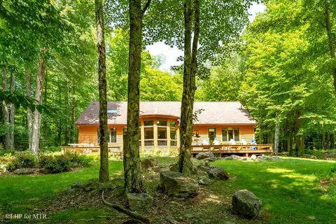 1 Poplar St, Davis, WV 26260