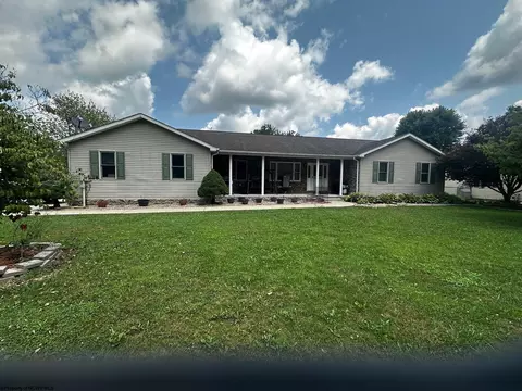 310 Tygart Ct, Elkins, WV 26241