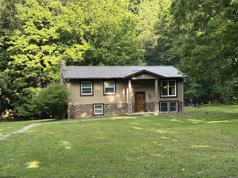 876 Willow Way, Flemington, WV 26347