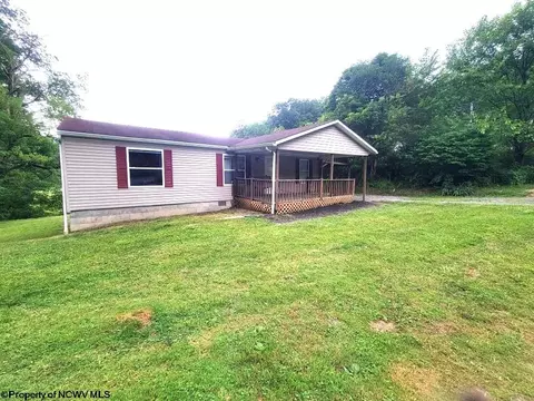284 Old Cheat Rd, Morgantown, WV 26508