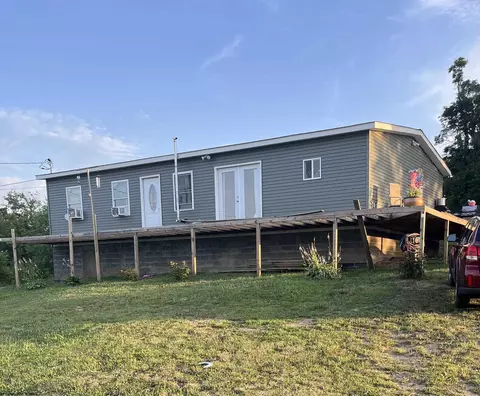 156 Barcus Rd, Grafton, WV 26354