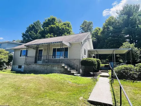 116 Hartman St, Kingwood, WV 26537