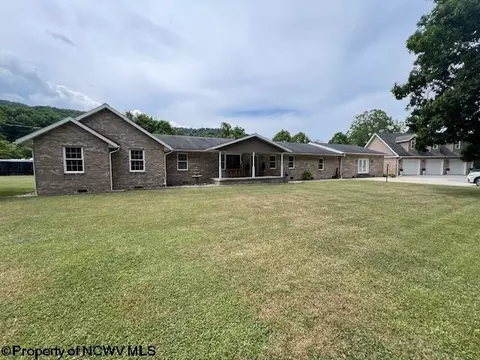 2406 Chenoweth Creek Rd, Elkins, WV 26241