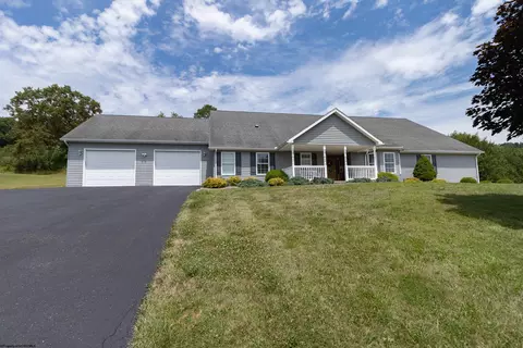112 Mountain View Rd, Bridgeport, WV 26330