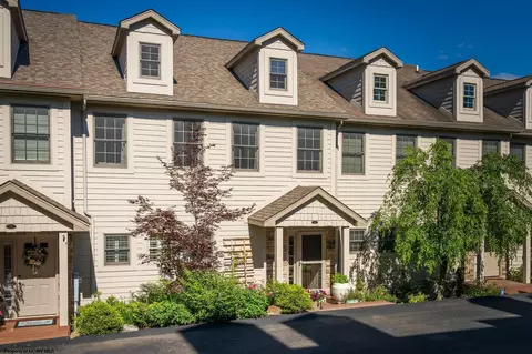 23 Waterside Dr, Morgantown, WV 26508