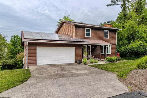 111 Citadel Rd, Morgantown, WV 26505