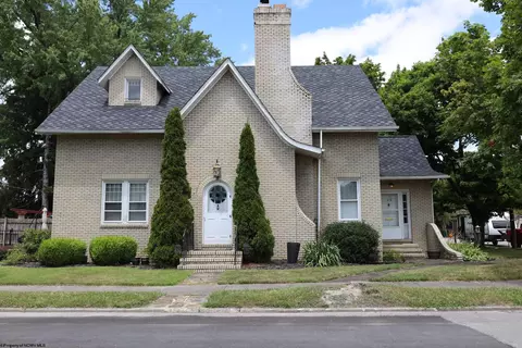 1216 S Henry Ave, Elkins, WV 26241