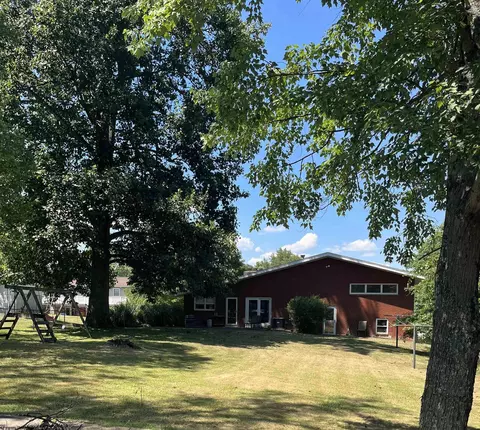 101 E Olive St, Bridgeport, WV 26330 photo 8