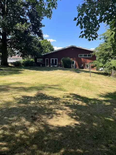 101 E Olive St, Bridgeport, WV 26330 photo 7