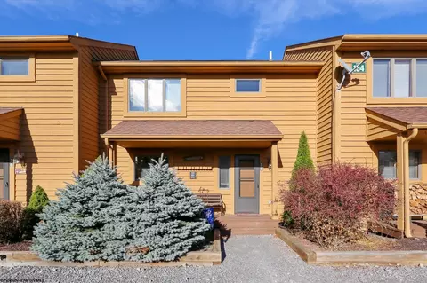 35 Deerfield Cir, Davis, WV 26260