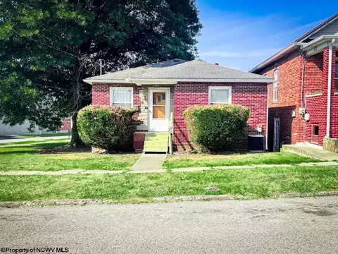 2005 Hamill Ave, Clarksburg, WV 26301