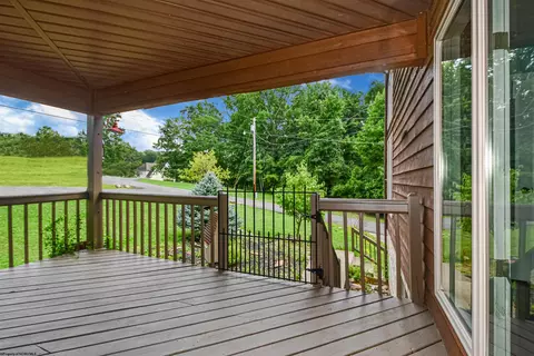 618 Eclipse Dr, Morgantown, WV 26508 photo 12