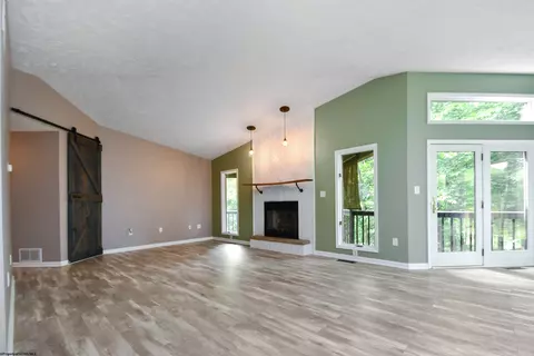 618 Eclipse Dr, Morgantown, WV 26508 photo 17