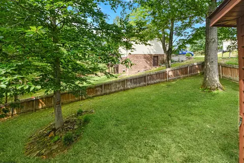 618 Eclipse Dr, Morgantown, WV 26508 photo 8