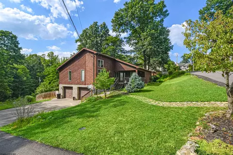 618 Eclipse Dr, Morgantown, WV 26508 photo 4
