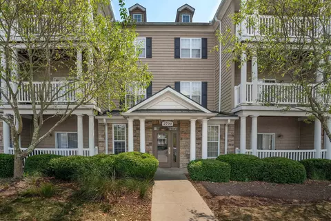2731 Suncrest Vlg, Morgantown, WV 26505