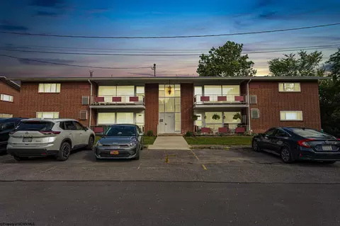 7302 Mountain View Mnr, Morgantown, WV 26501