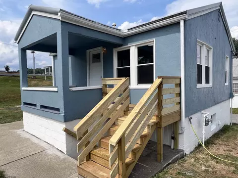 415 Market St, Fairmont, WV 26554