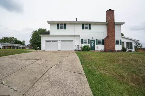 191 Ridgeway Dr, Bridgeport, WV 26330 photo 2