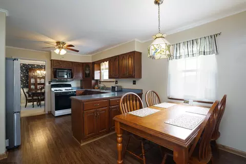 191 Ridgeway Dr, Bridgeport, WV 26330 photo 10
