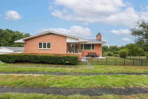 767 Fairchance Rd, Morgantown, WV 26508