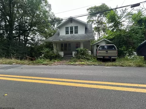 1353 College Ave, Morgantown, WV 26505