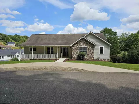 377 Deer Creek Ln, Buckhannon, WV 26201