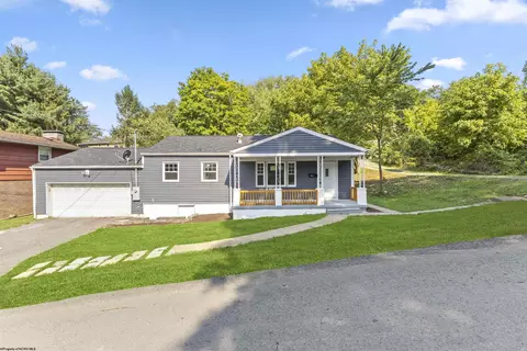 1461 Barry St, Fairmont, WV 26554