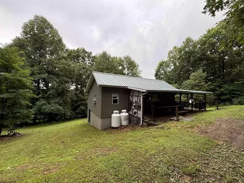 69 Diamond St, Montrose, WV 26283