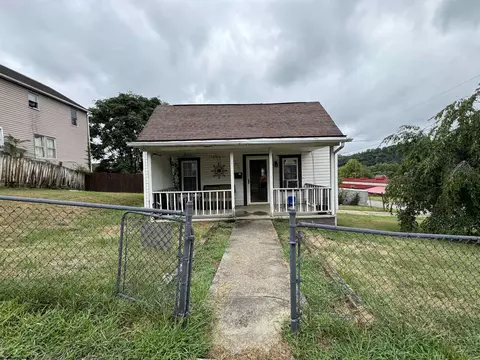 431 Fowler Ave, Clarksburg, WV 26301