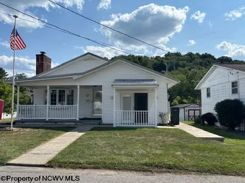 24 Reger Ave, Buckhannon, WV 26201