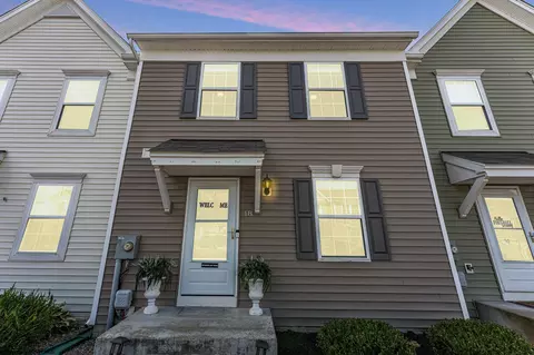18 Stafford Cir, Fairmont, WV 26554