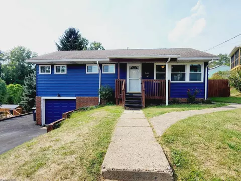 541 Valley Rd, Morgantown, WV 26505