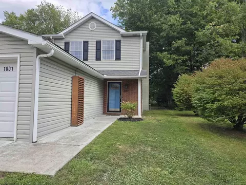 1001 Fair Oaks Dr, Fairmont, WV 26554