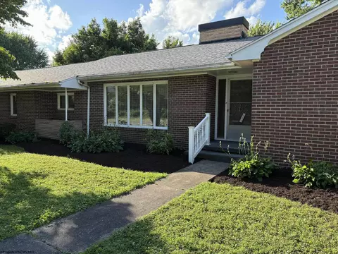 42 Island Ave, Buckhannon, WV 26201