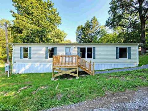 163 Sterle Ave, Morgantown, WV 26501