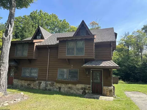 E2 Cedar Place Drive #E2, Davis, WV 26260