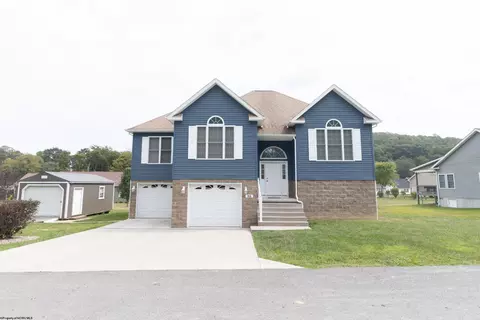 98 Valley Forge Cir, Fairmont, WV 26554