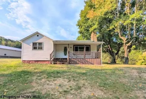3179 Thornton Pike, Thornton, WV 26440